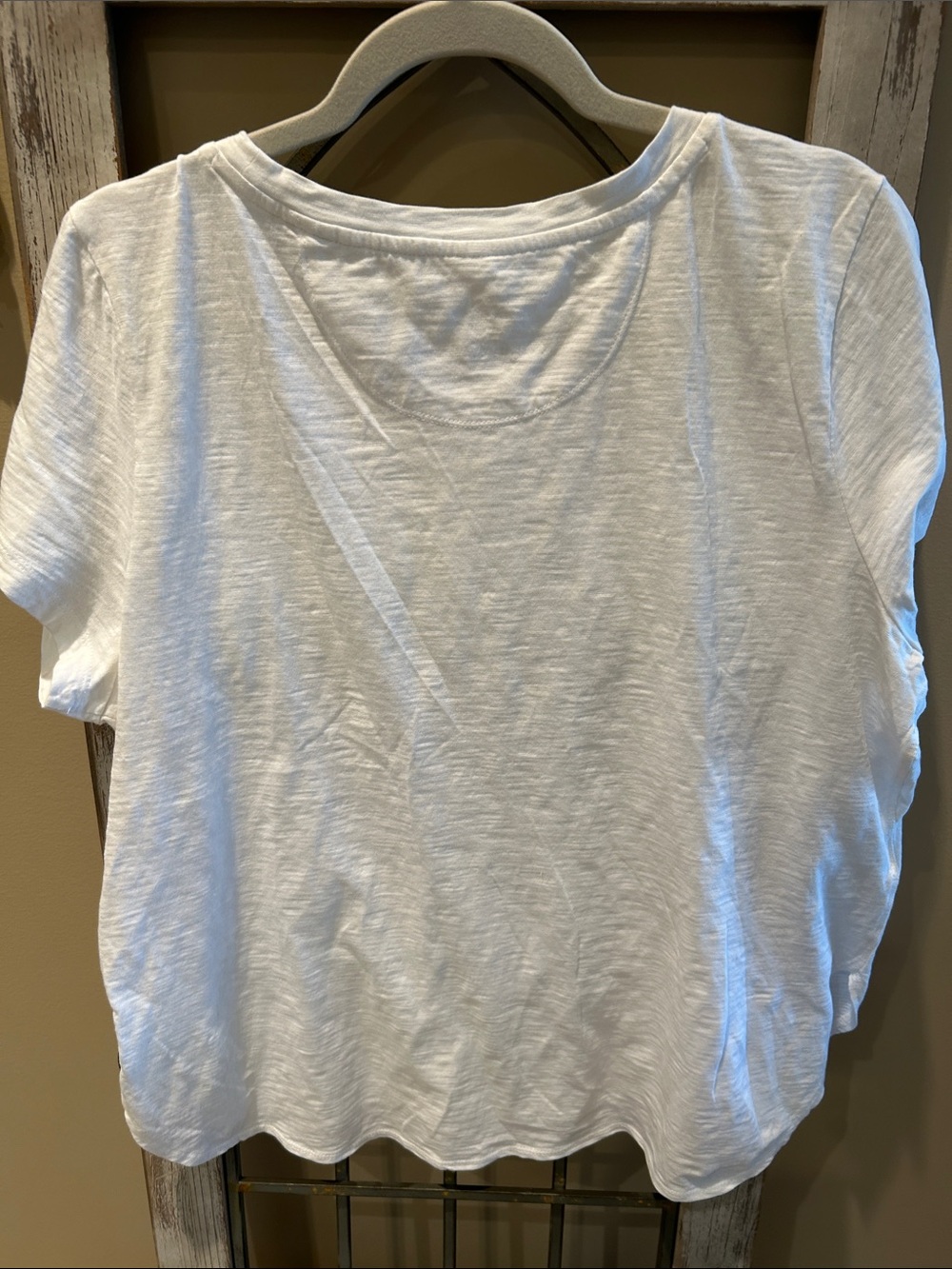 Tommy Bahama Embellished Pineapple Short Sleeve Women's Tee - Picture 4 of 5